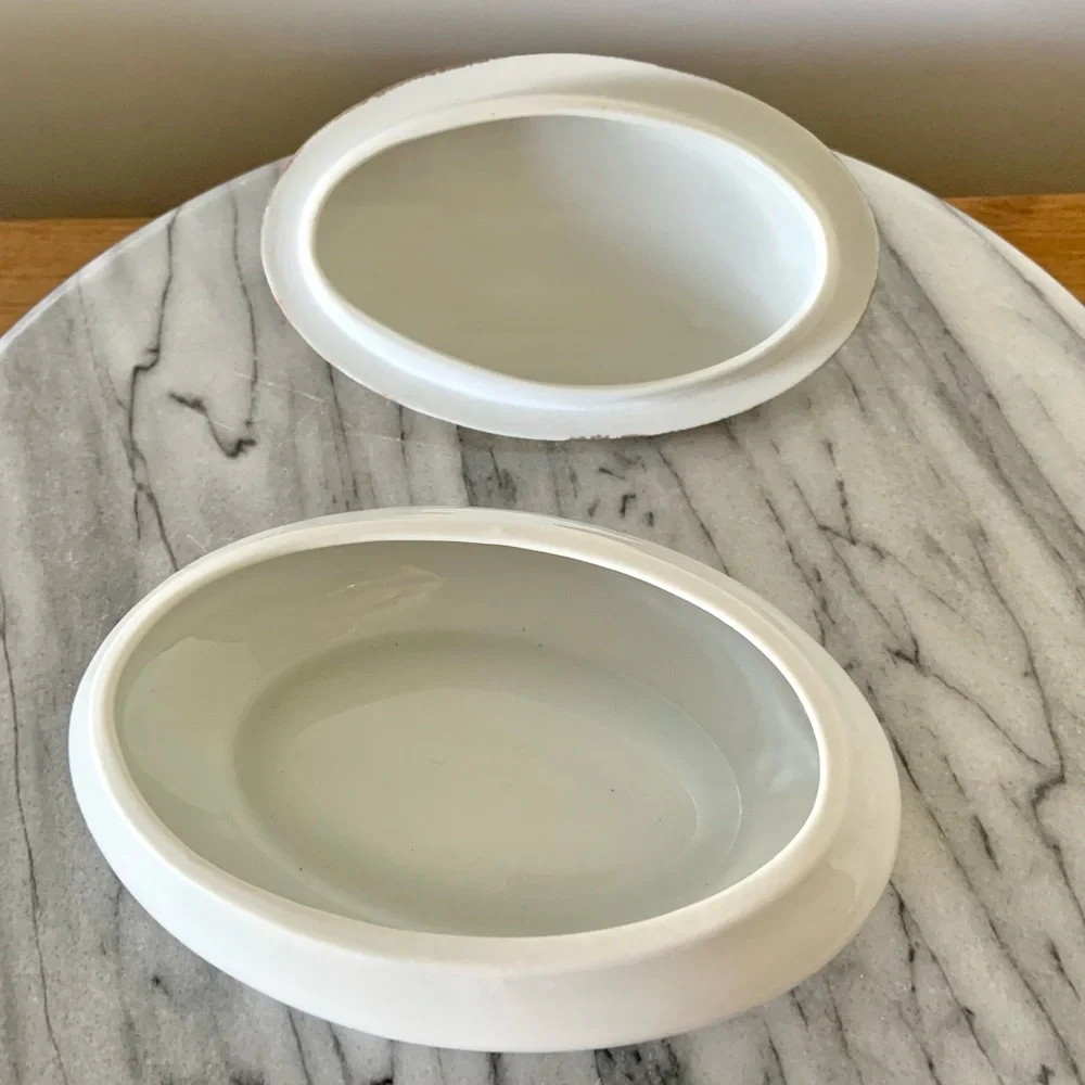 Oval porcelain trinket dish - Picture 7 of 9